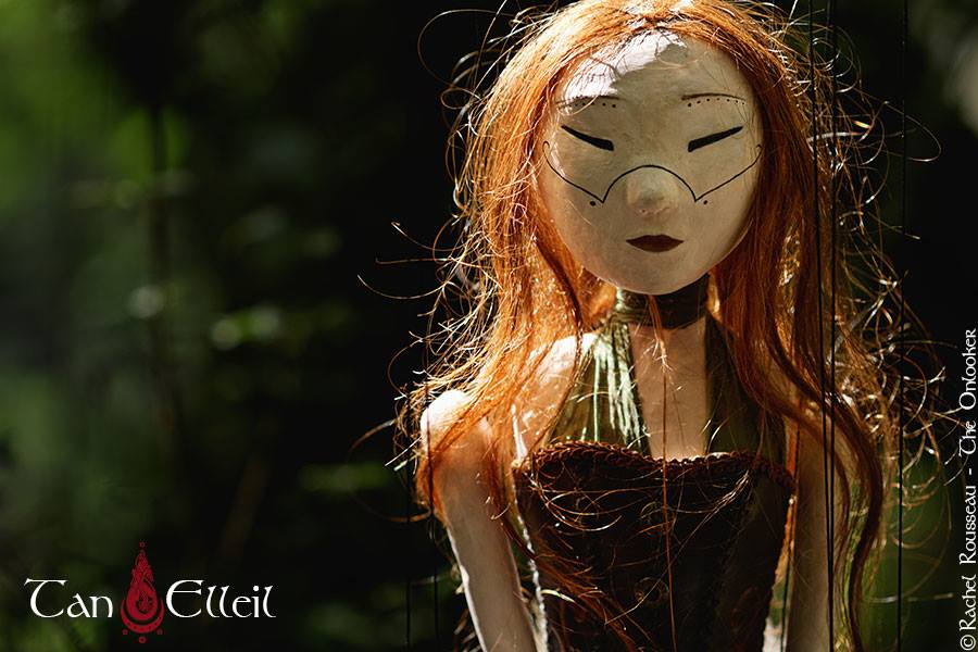 tan-elleil-contes-du-bois-den-haut-deambulation-musicale-bretagne-marionnette-echasses9 La marionnette de la déambulation musicale bretonne avec échassier